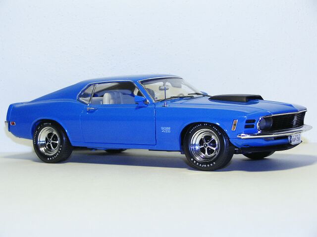 Highway 61 1:18 Ford Mustang Boss 429 '70 - DX Muscle Cars | Pony Cars ...